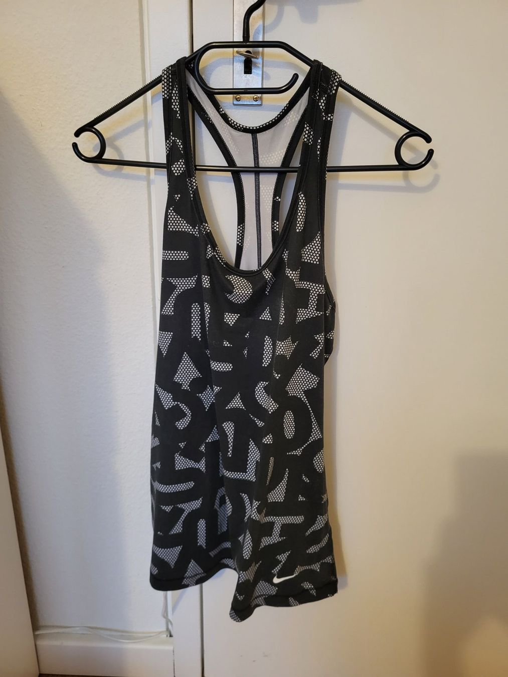 Nike Tops: Nike Top Dri-fit Gr. S – D'occasion à Cham par Viare