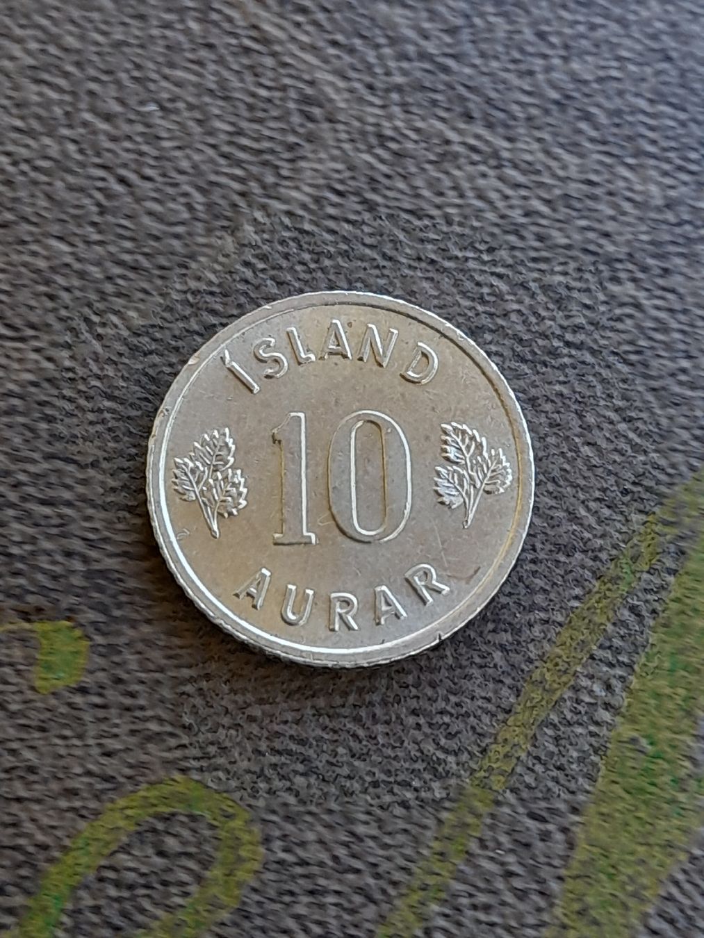 Tutti le monete: 10 Aurar 1966 Island  – Usato da Basel venduto da Basel_20