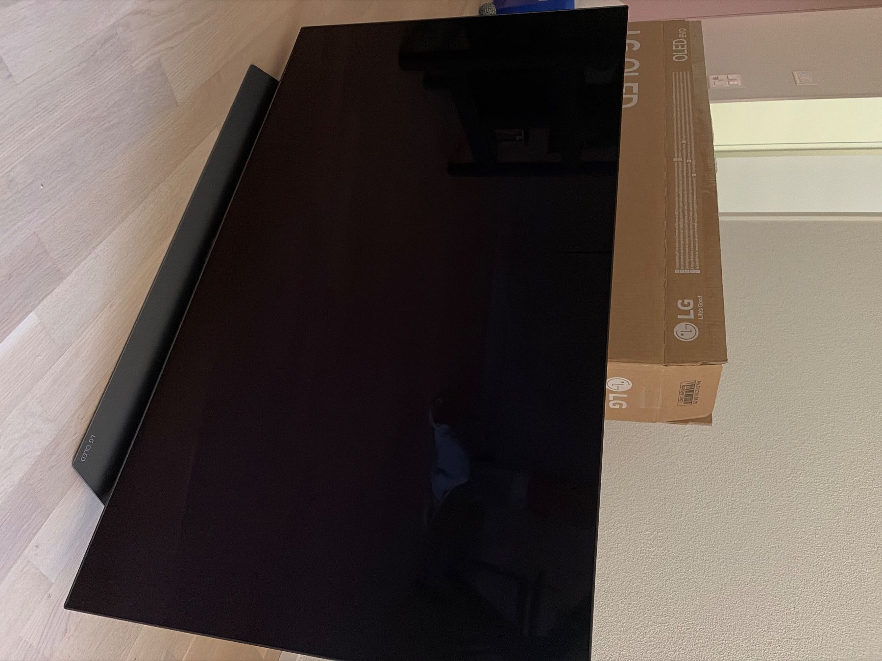 LG Televisori: LG OLEDevo 48” OLED48C27LA – Usato da Wetzikon ZH venduto da jackson_13