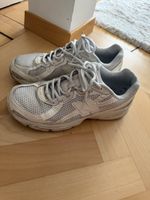 New Balance U740 Gr.42 