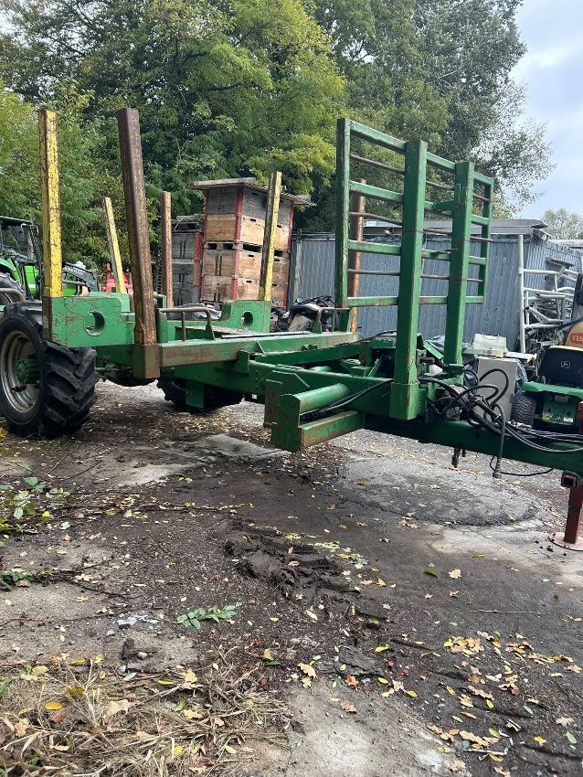 Anhänger: Une remorque de transport de bois – Gebraucht aus Russy von Guenefle 1