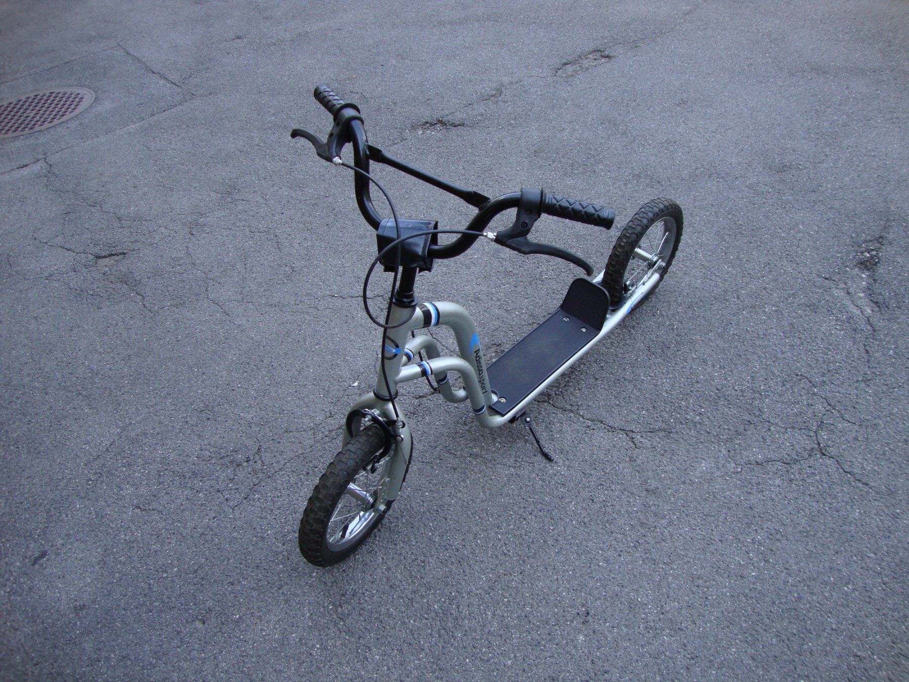 Kickboard: Trottinett – Gebraucht aus Thun von Velo-7 1