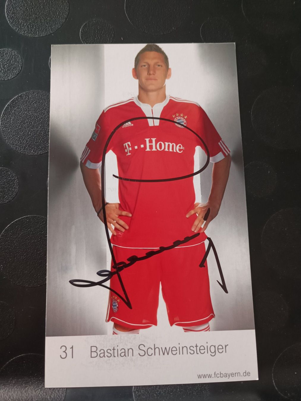 Autografi: Bastian Schweinsteiger - handsigniert Bayern München – Usato da Menziken venduto da Artographs