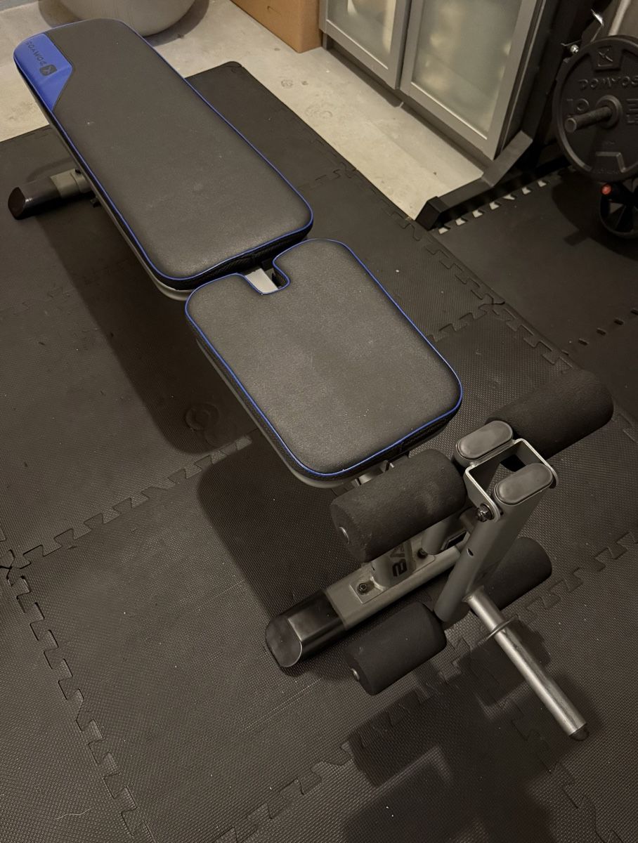 Hometrainer: Domyos Hantelbank – Usato da Arlesheim venduto da manu.hunz