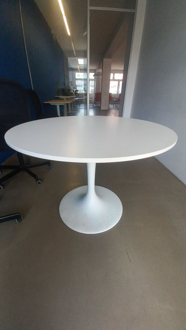 Ikea Tavoli: Weisser runder Tisch IKEA DOCKSTA – Usato da Zürich venduto da ver_5cjl 1