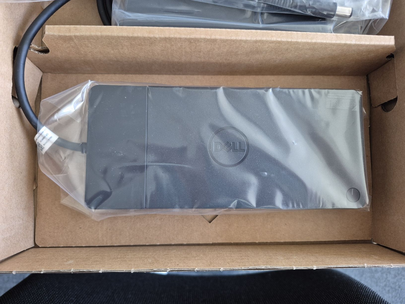Dell Docking station: Docking-Station Dell-WD22TB4 – Neuf avec emballage d'origine à St. Margrethen SG par wegGehamstert
