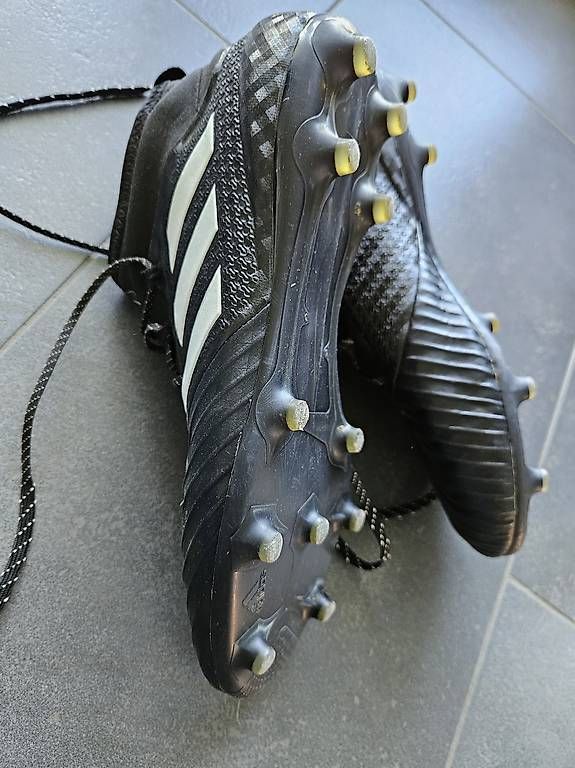 Scarpe da uomo: Fussball-Schuhe mit Noppen – Usato da Neudorf venduto da Vogelhof 2