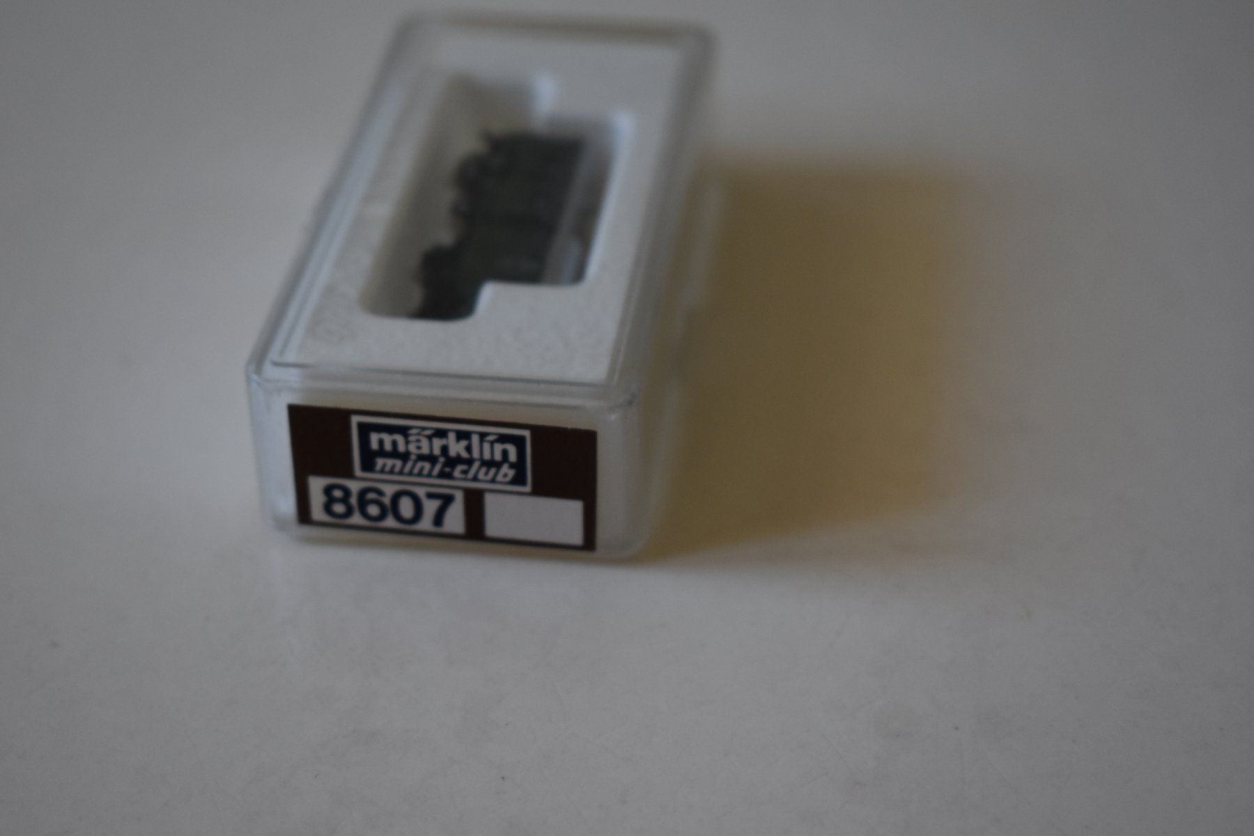 Märklin Modelleisenbahnen: Märklin Z Wagon Marchandises 8607 – Gebraucht aus Le Locle von skycomputer 1