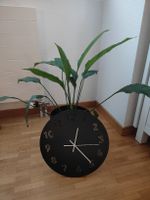 Wanduhr schwarz