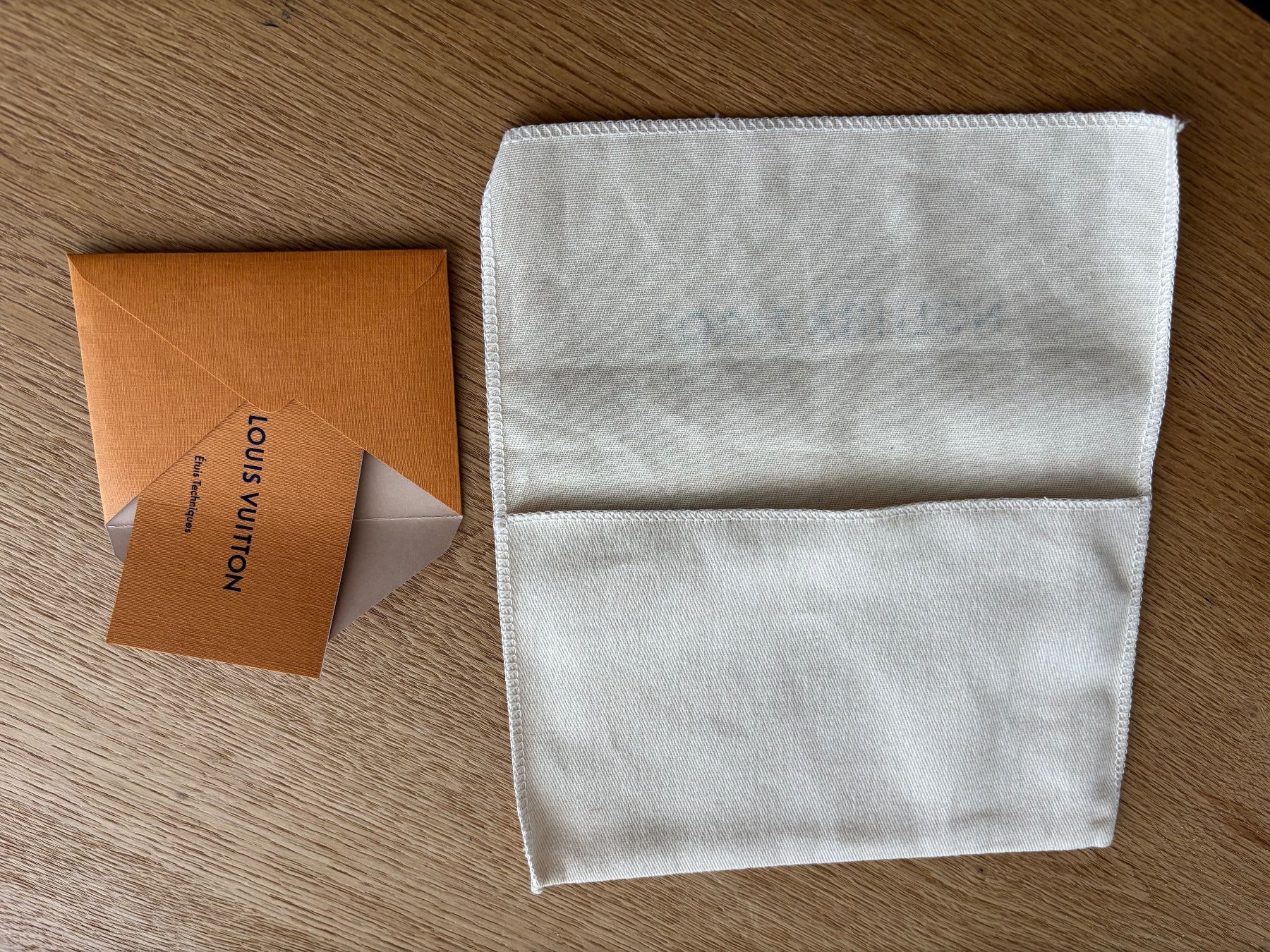 Louis Vuitton Altro per la casa: Louis Vuitton Box – Nuovo (secondo la descrizione) da Zug venduto da Deks 2