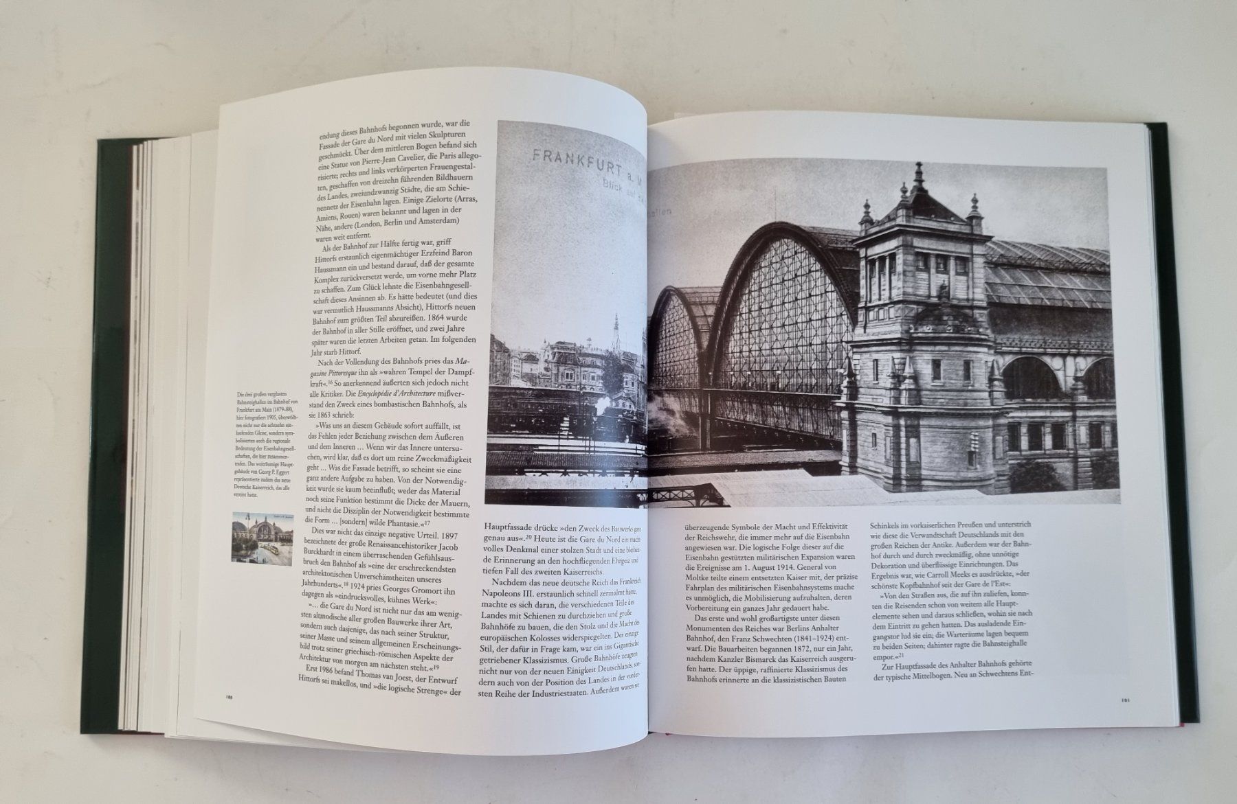 Libri: Bahnhöfe der Welt - Bildband Architektur Bahn – Usato da Opfikon venduto da Diversamente 6