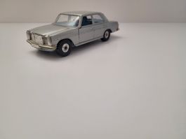 MERCEDES 240 D (CORGI TOYS) 1/32
