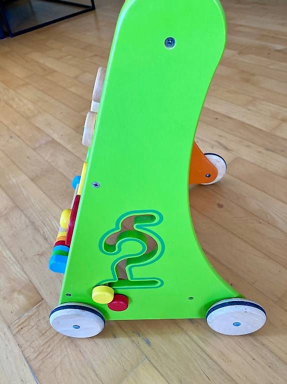 Fahrzeuge für Kinder: Laufhilfe Baby – Gebraucht aus Adliswil von sbo_6w88 2