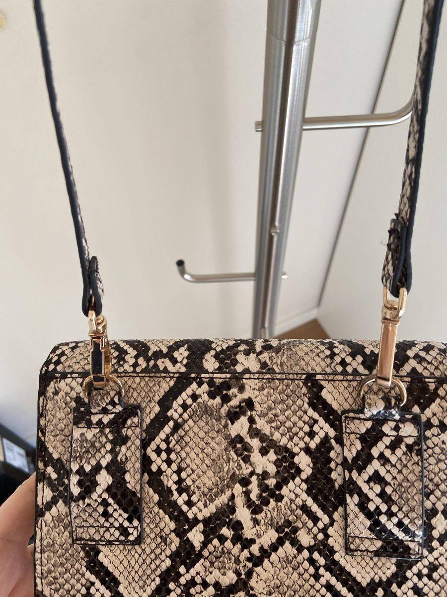 Mango Taschen für Damen: Schlangenmuster Handtasche – Gebraucht aus Malans GR von han_y6rd 3