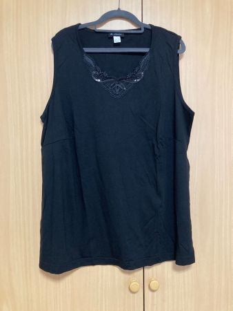 Hübsches schwarzes Shirt Gr. 50