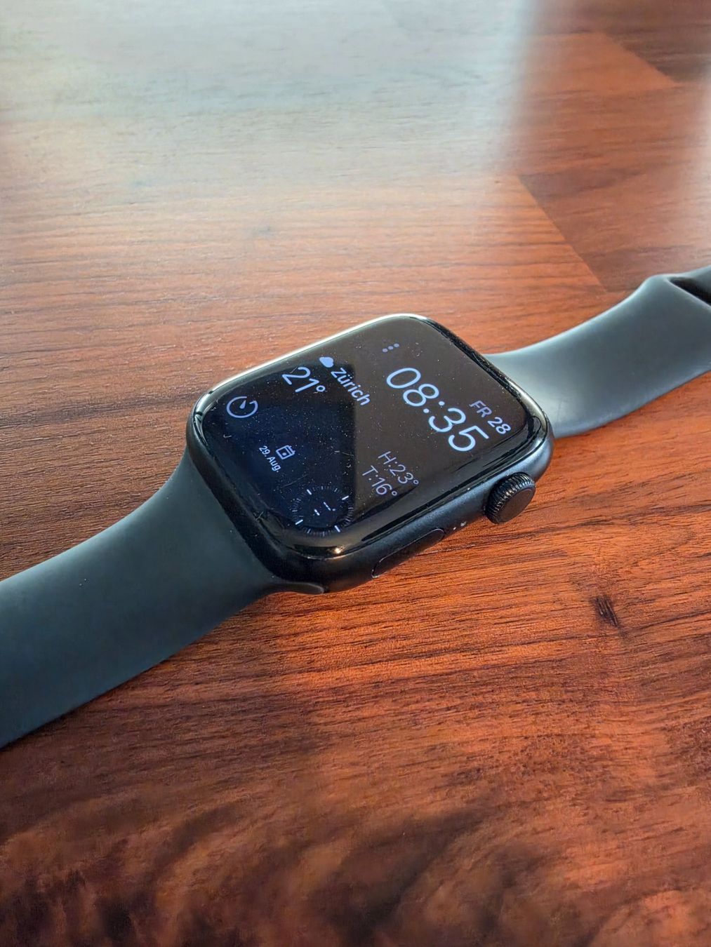 Apple Smartwatch: Apple Watch Series 9 GPS 45 mm – Gebraucht aus Zürich von dan_zz2z 5