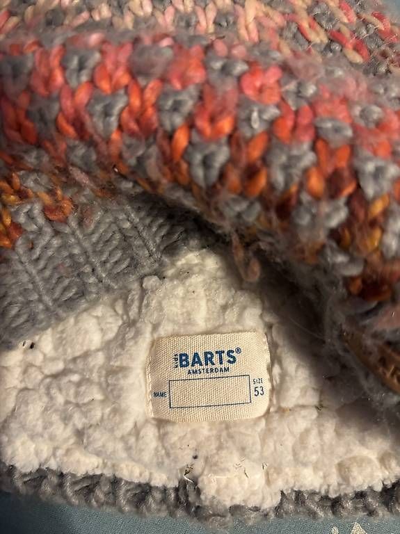 Altro abbigliamento per bambino: 3 Mützen Gr. 53 – Usato da Winterthur venduto da sandra567 1