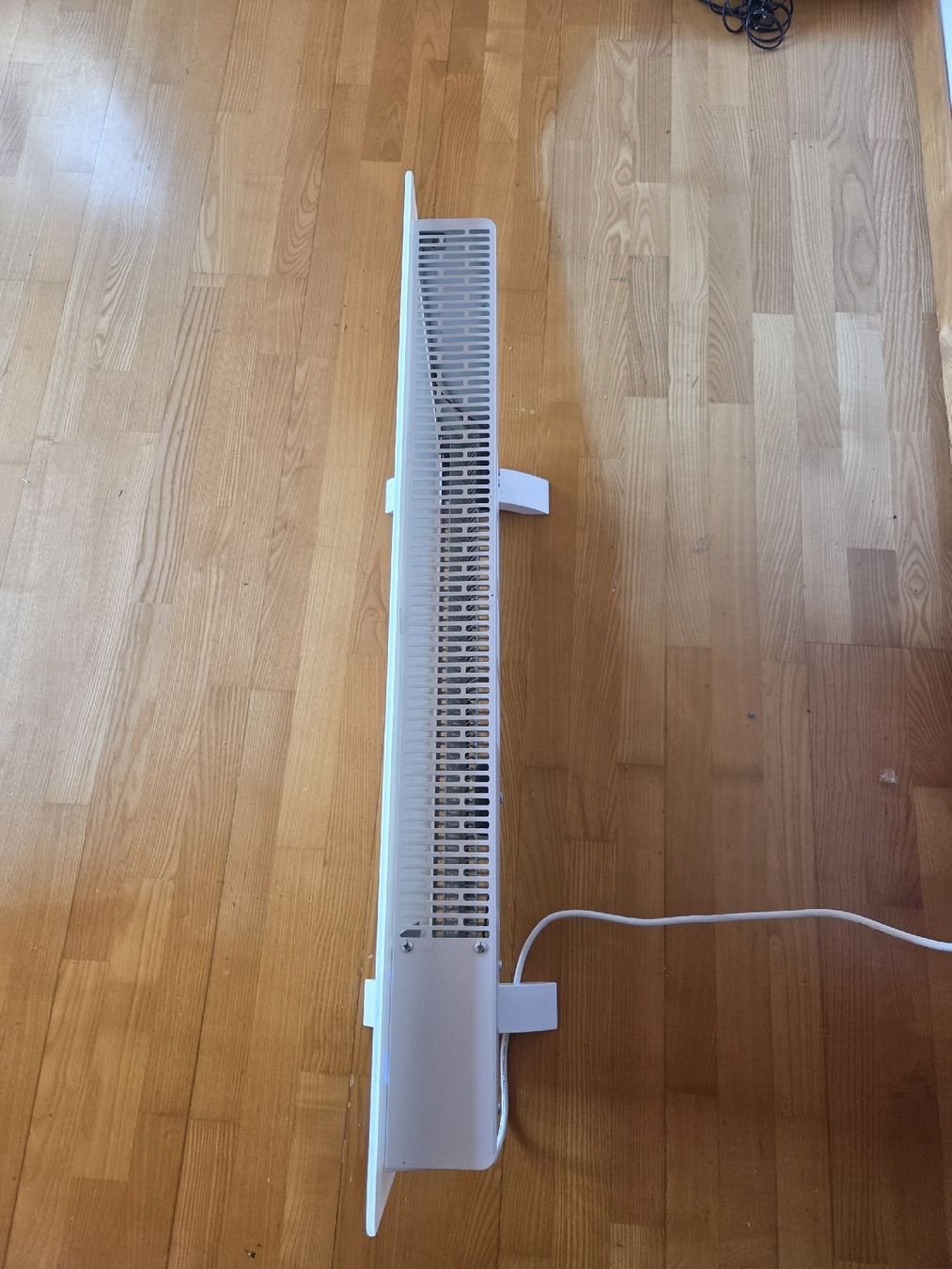 Radiatori: Klarstein Heizung Weiss Glas – Usato da Tamins venduto da Bike.ness 2