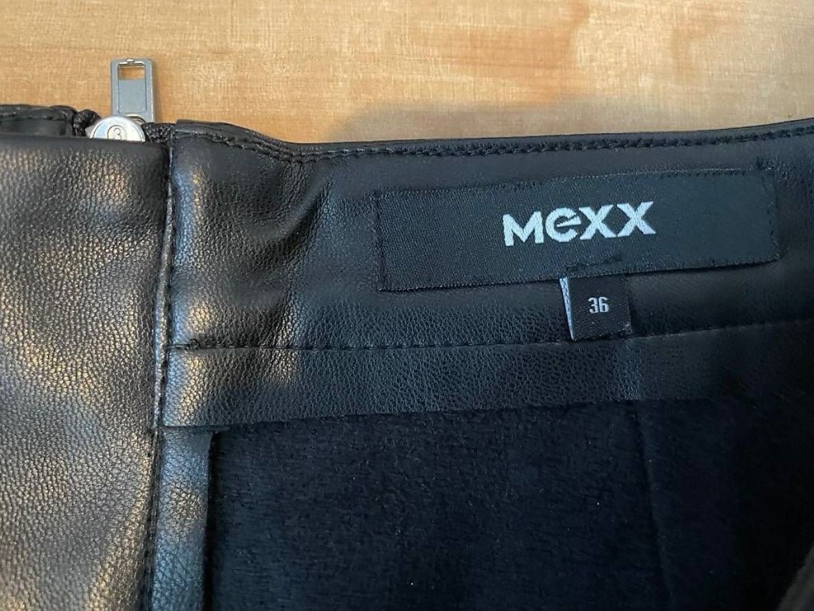 Mexx Gonne: Neuer Lederjupe MEXX Gr. 36 – Nuovo (secondo la descrizione) da Zug venduto da Pal_ma 2