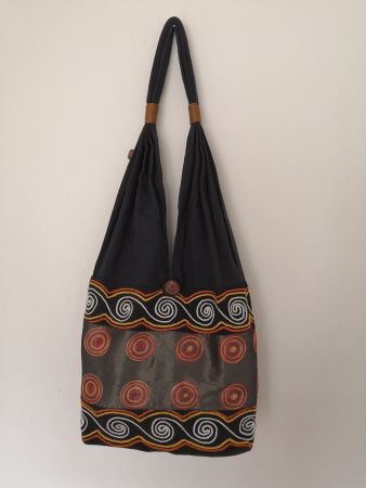 Beuteltasche aus Asien