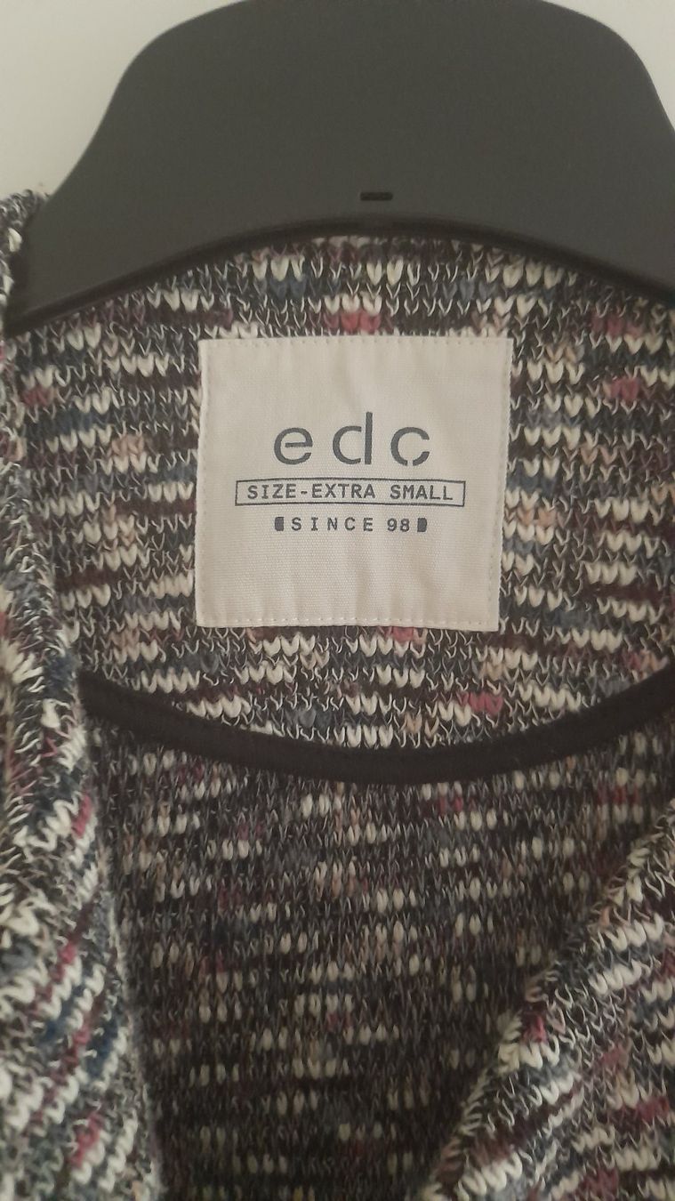 Esprit Jacken: Gemusterte Strickjacke von edc by Esprit in Größe XS – Gebraucht aus Liestal von ben_wd65 2