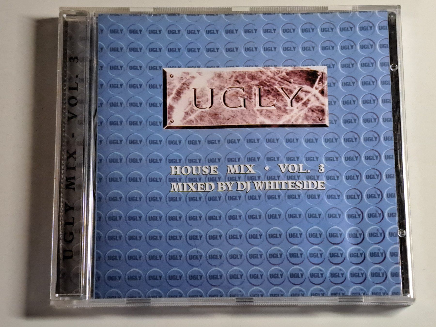 CDs: DJ WHITESIDE - Ugly House Mix Vol. 3 – Gebraucht aus Wichtrach von LuckyLuke69