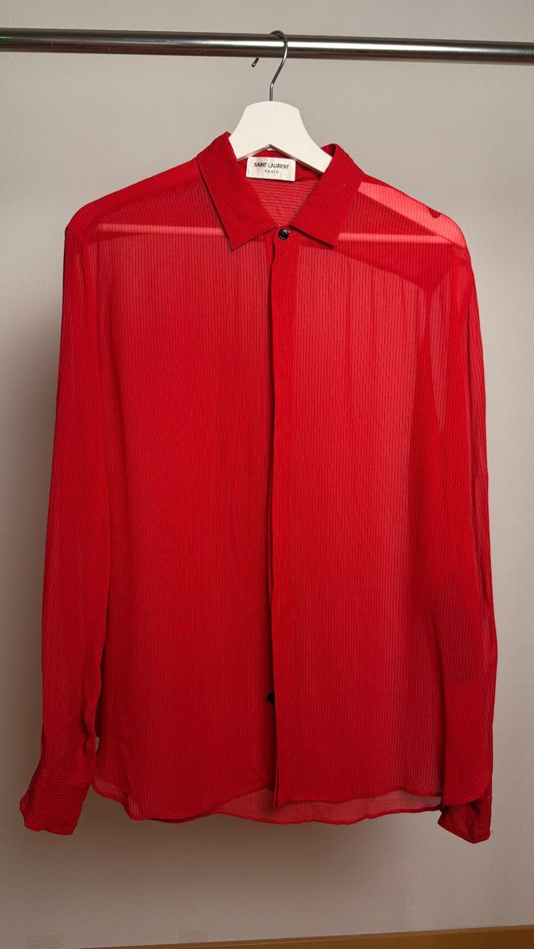 Saint Laurent Blusen: Saint Laurent rot – Neu (gemäss Beschreibung) aus Burgdorf von ime_f9f6