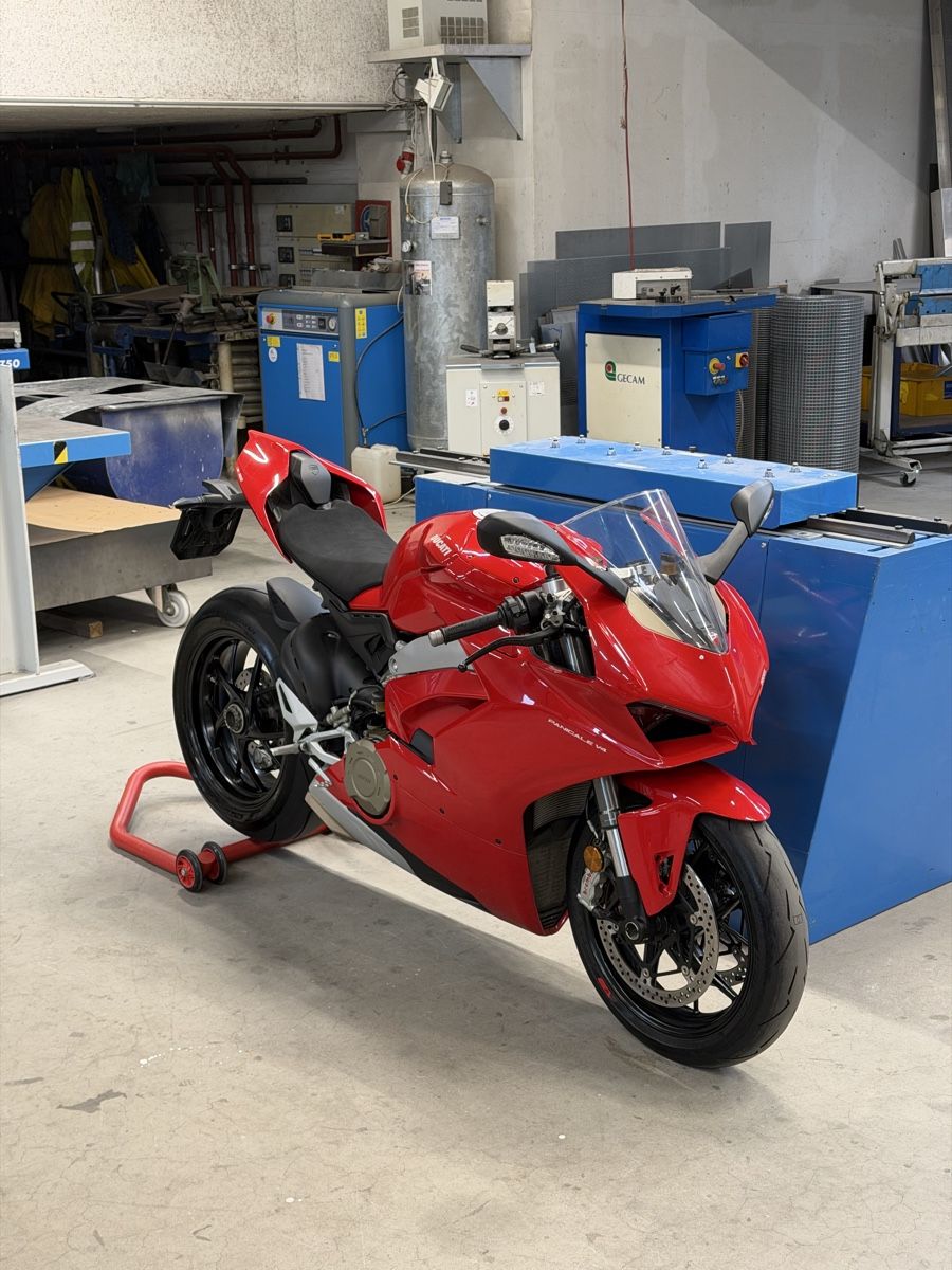 Ducati Route: Ducati Panigale V4 – D'occasion à Amriswil par User371 1