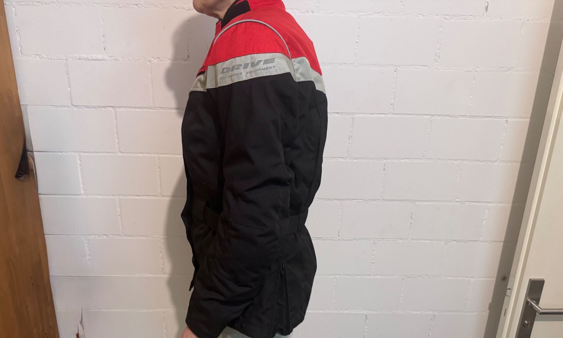 Completi & Tailleur: Motorradanzug DRIVE Damen schwarz/rot – Nuovo (secondo la descrizione) da St. Gallen venduto da syna_99 2