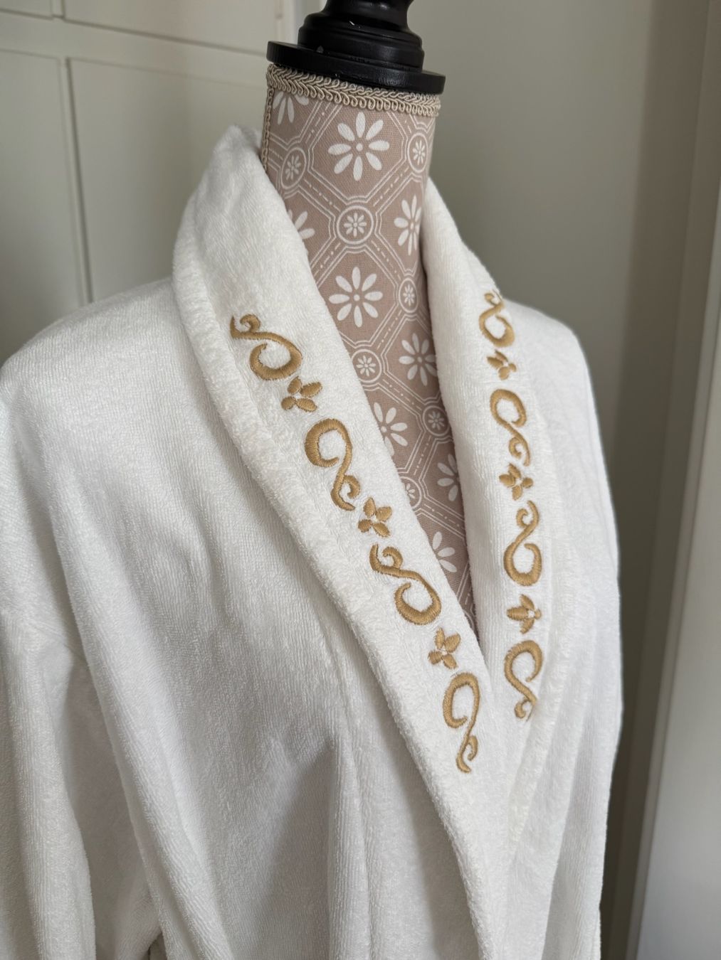 Accappatoi: Peignoir - L/XL – Usato da Sion venduto da accroshoes
