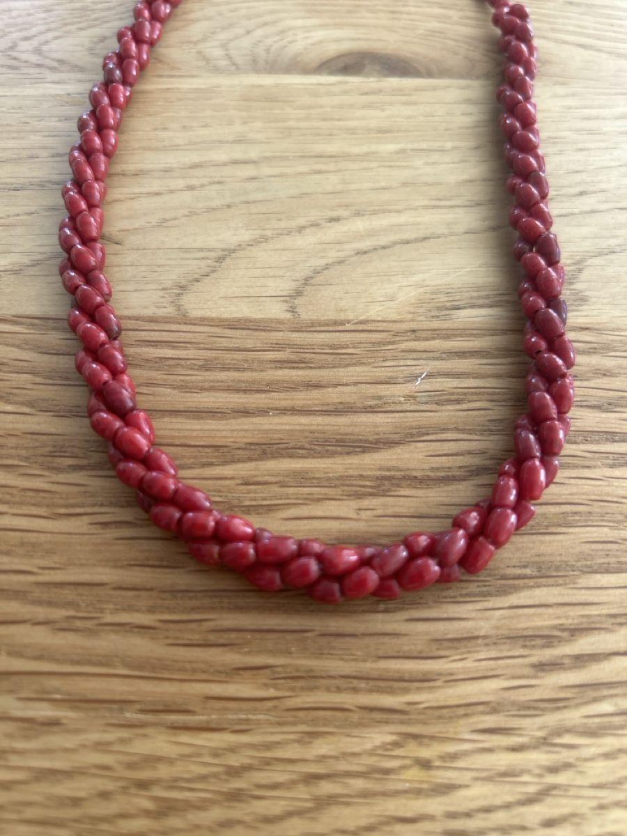 Catenine: Korallenkette geflochten, ein Schmuckstück – Usato da Herisau venduto da Renee30 3