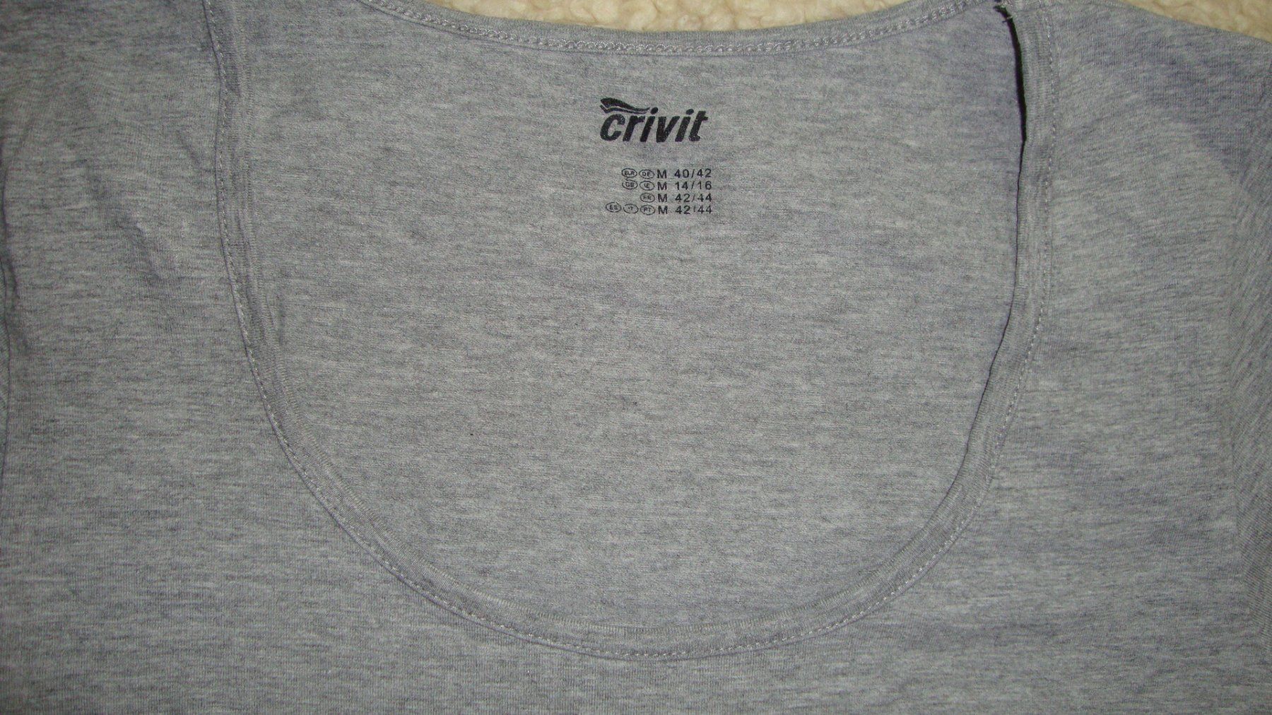 T-shirt: graues T-Shirt, Gr. M – Usato da Laufen venduto da ereli 1