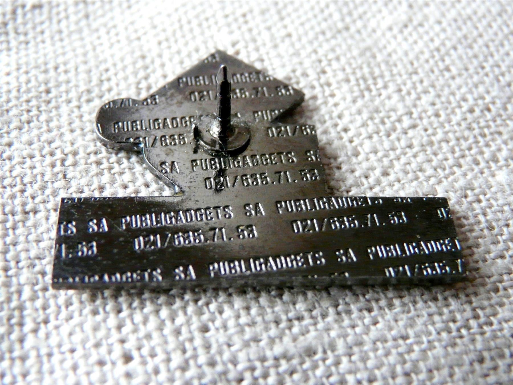 Placchette & Badge: • Finale cantonale vaudoise natation nageurs  - pin E1.36 – Usato da Pully venduto da websurfer1 4