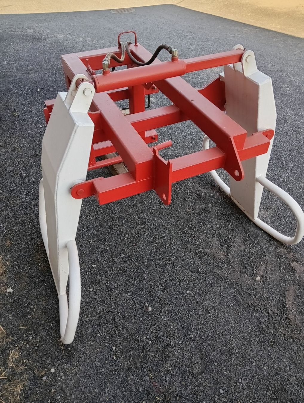 Chargeur de ferme: Ballenzange, Quaderballenzange, Hoflader, Frontlader  – D'occasion à Küssnacht am Rigi par HNHUS