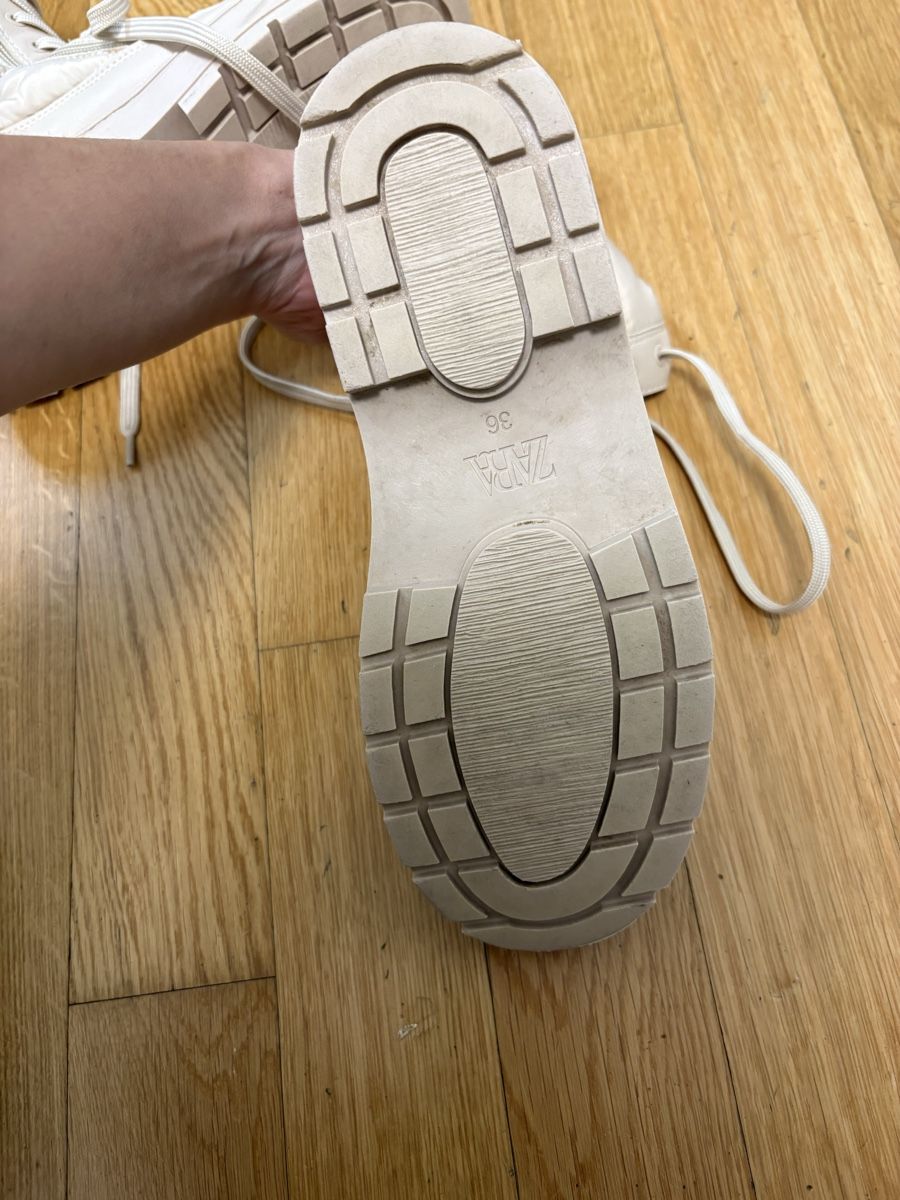 Chaussures filles: Stiefelte Mädchen Zara Gr. 36 – D'occasion à Winterthur par Baby117 1