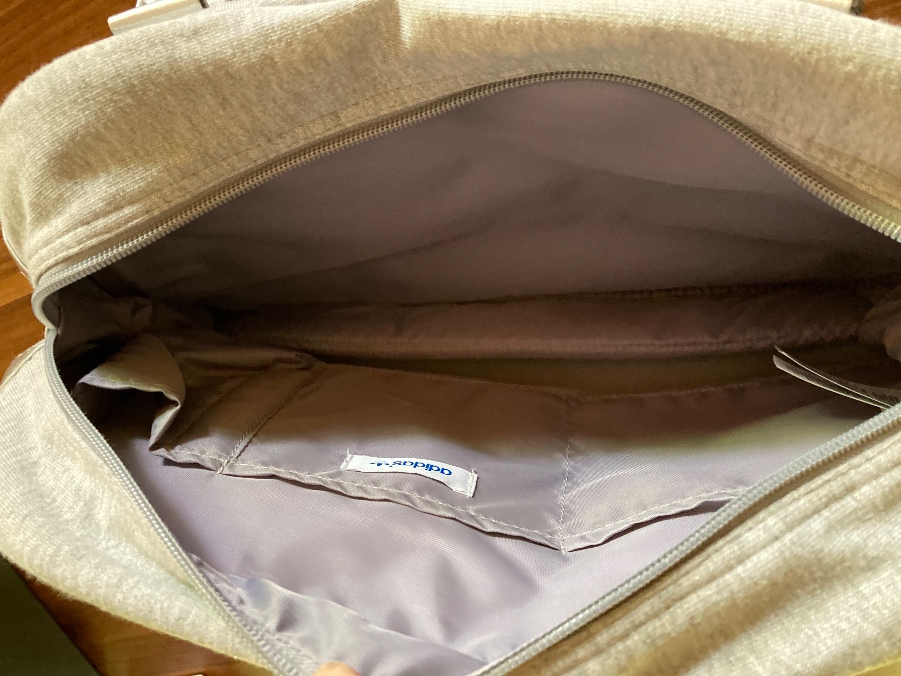 Adidas Borse da donna: Adidas Handtasche – Usato da Winterthur venduto da wintidizi 2