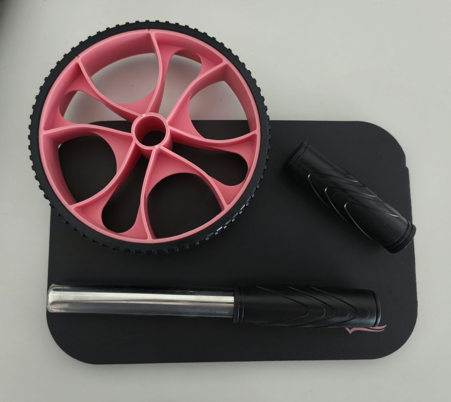 Hometrainer: Bauchtrainer Crivit mit Matte, neu – Nuovo e nell'imballaggio originale da Winterthur venduto da leovale 1
