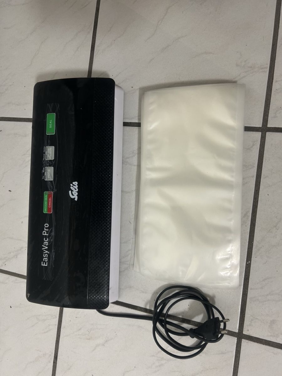 Elettrodomestici da cucina: Solis EasyVac Pro Vakuumierer gebraucht – Usato da Dübendorf venduto da Jul7