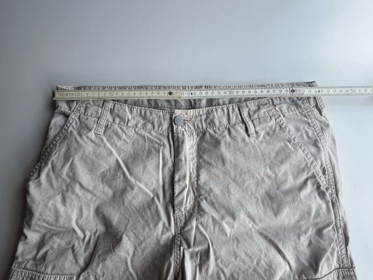 Carhartt Hosen: Carhartt Cargo Hose Beige – Gebraucht aus Bern von BestBrandSeller89 1
