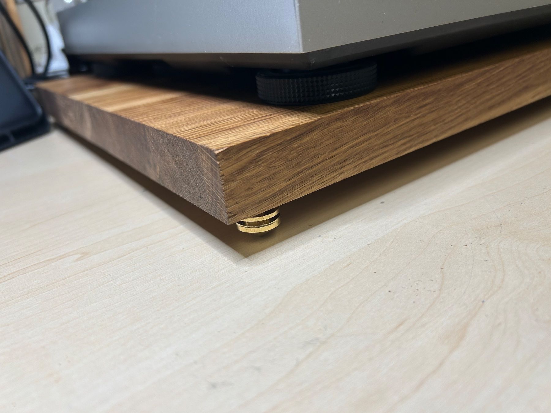 Sonstige Dekorationen & Accessoires: Solid Wood Hi-Fi Base – Gebraucht aus Baar von AAT5 4