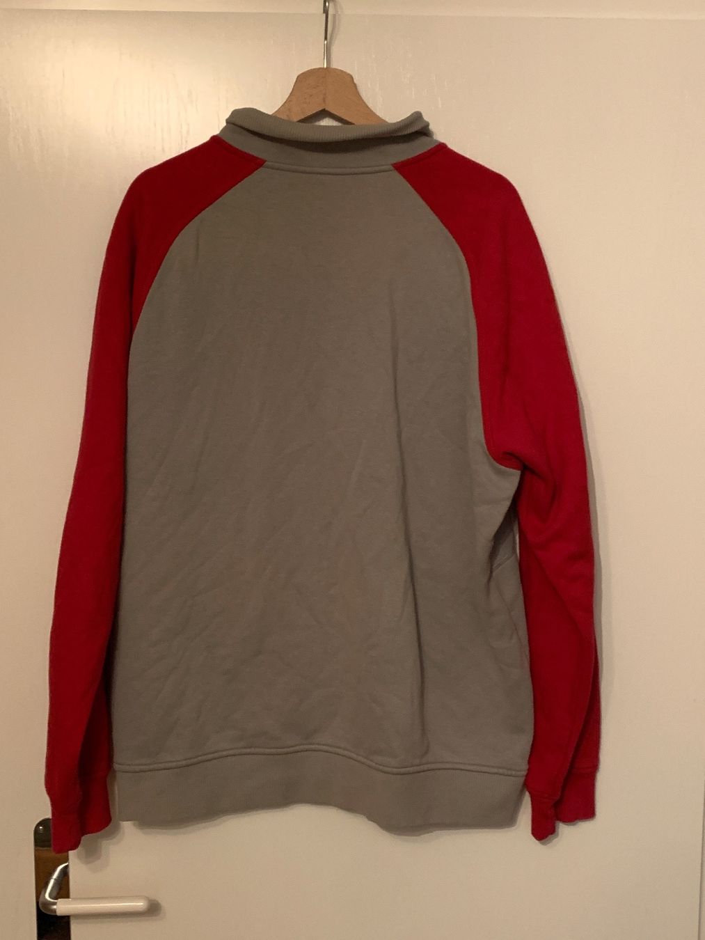 Nike Vestes: Nike Jacke Grösse XL – D'occasion à ZUFIKON par SULMI01 5