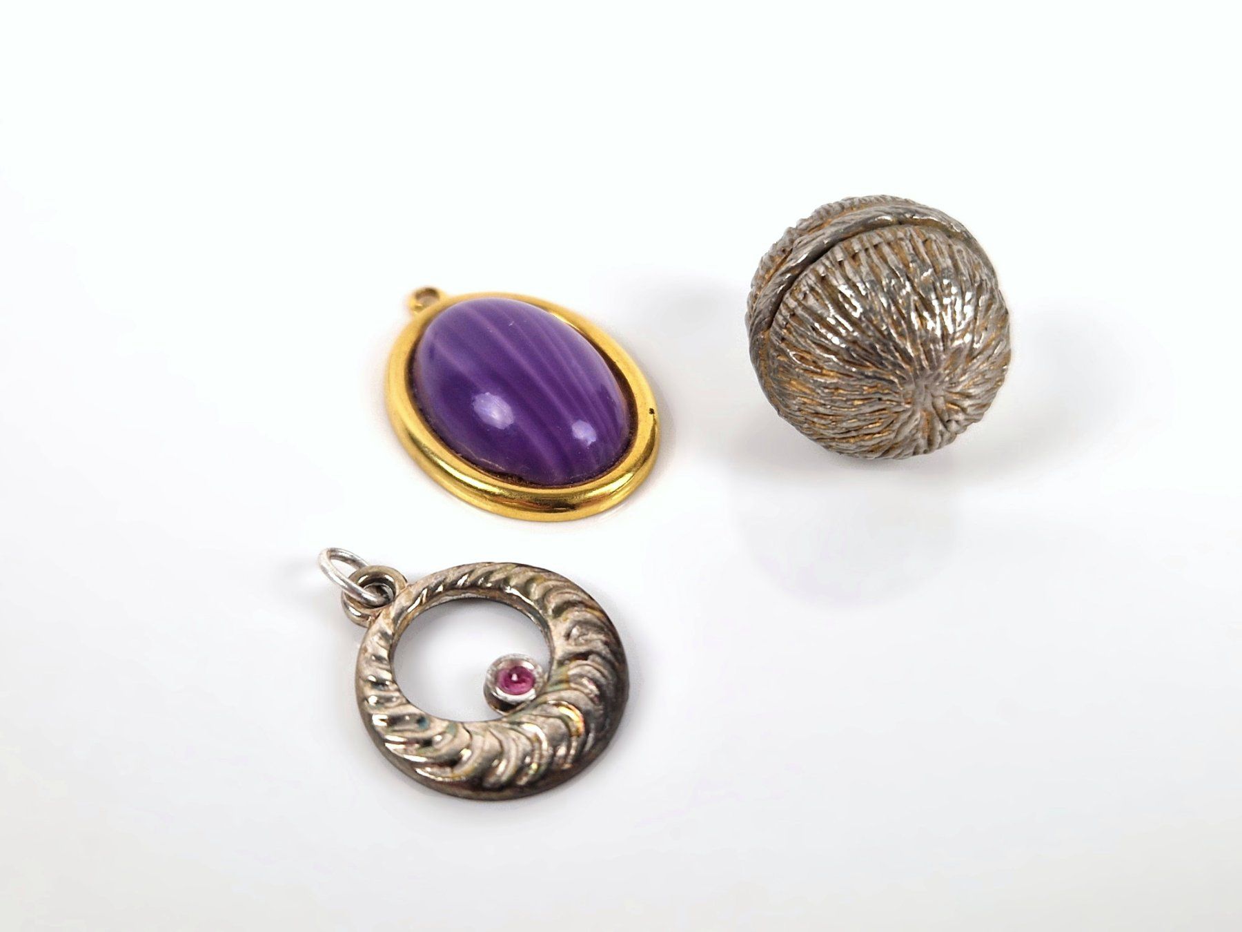 Altri gioielli: Vintage Schmuck-Set | 1 Brosche & 4 Anhänger – Usato da Basel venduto da Restwert_Basel 8