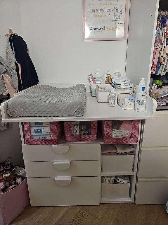 Ikea Wickeltisch & Zubehör: Table à langer – Gebraucht aus Founex von Ana_2412 3