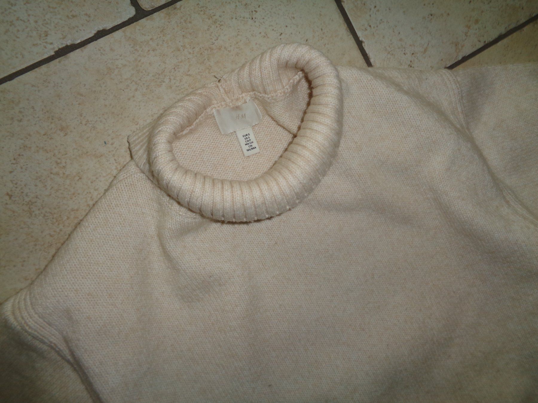 H&M Maglioni & Felpe: Pulli  H&M Grösse S – Usato da Kreuzlingen venduto da Robi-2003 2