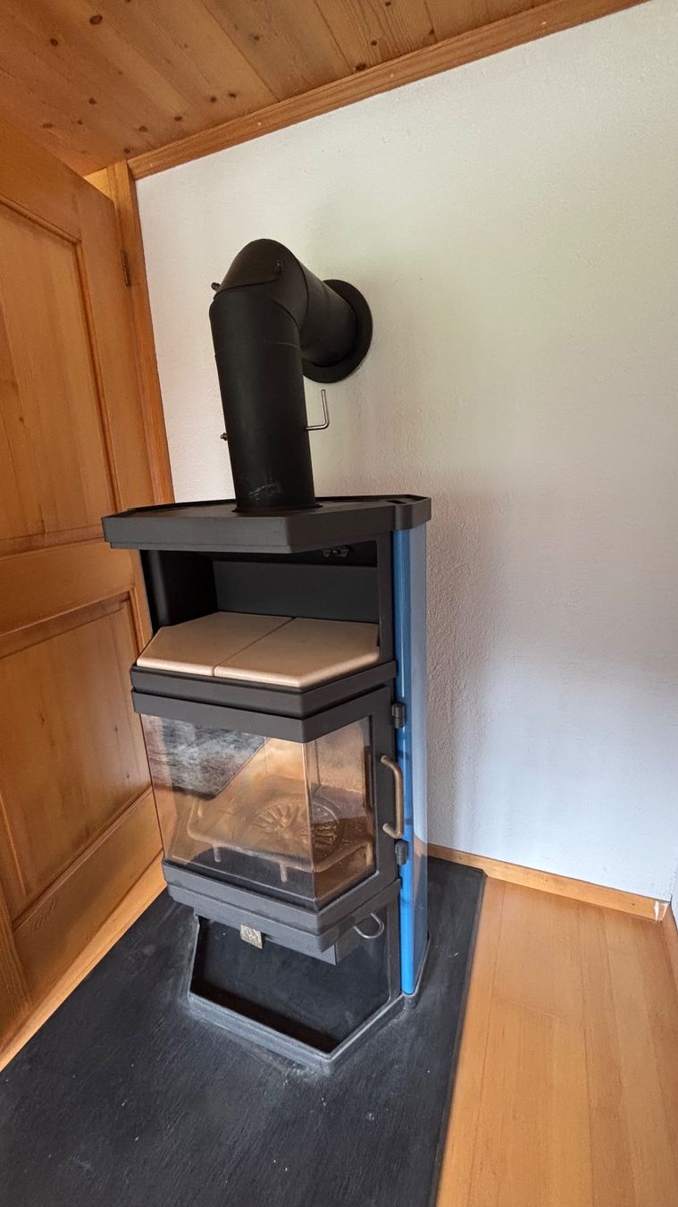 Stufe caminetto: Schwedenofen gebraucht – Usato da Bühler venduto da Shila10 1