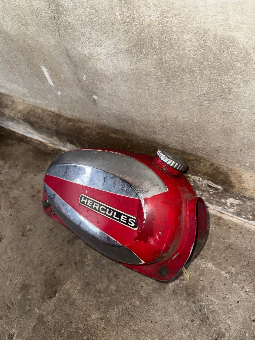 Sachs Parti ricambio per ciclomotori: Sachs Hercules 503 Mofa Tank – Usato da Fahrni b. Thun venduto da berger_tuning34 6