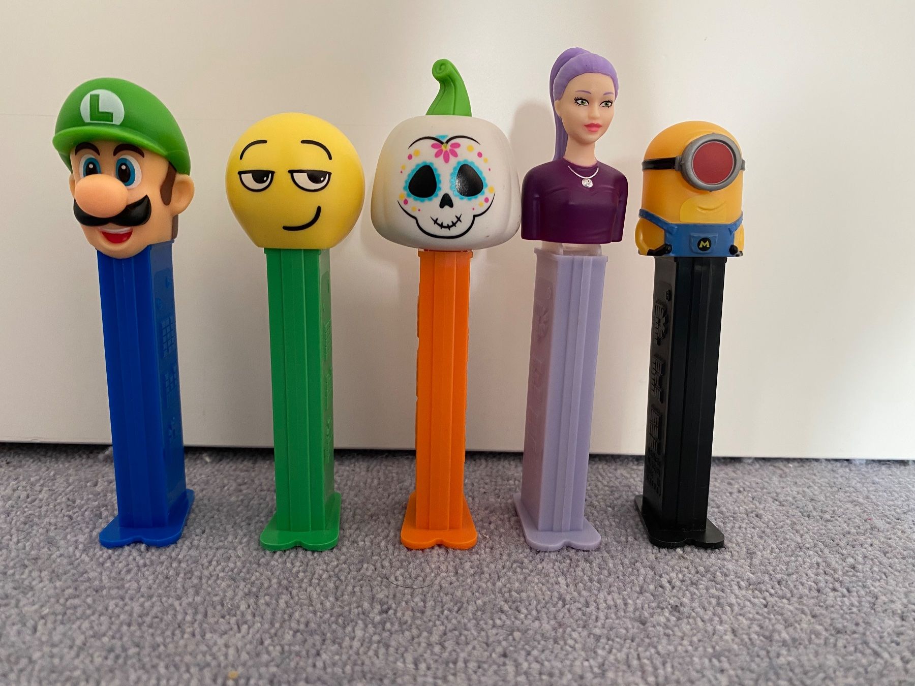 Pez Statuette: 5x PEZ-Spender Sammelstücke – Usato da Einsiedeln venduto da PaedeK84 1