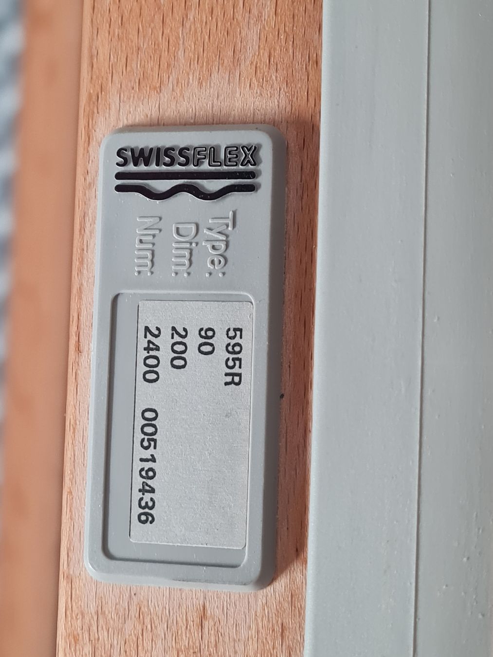 Swissflex Lits: Bett mit elektrisch verstellbarem Lattenrost – D'occasion à Kleinandelfingen par reg_yg6p 4