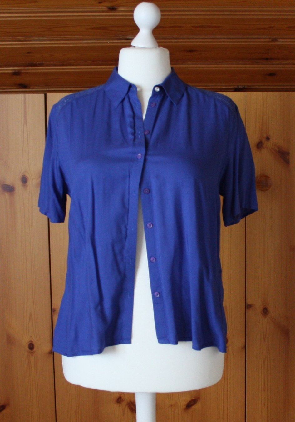 Camicette: Bluse Kurzarm CH. VÖGELE blau Gr. L – Usato da Flüelen venduto da Diversicum-Curvy