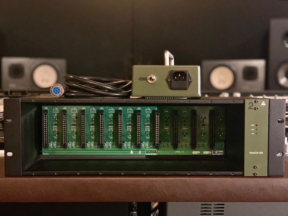 500er Rack IGS Audio „Panzer“ (Gebraucht) in Schwarzenberg LU für CHF ...